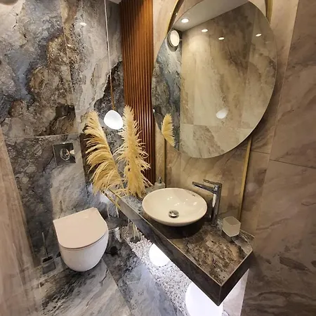 Adell Miramare Golden Loft Apartmán