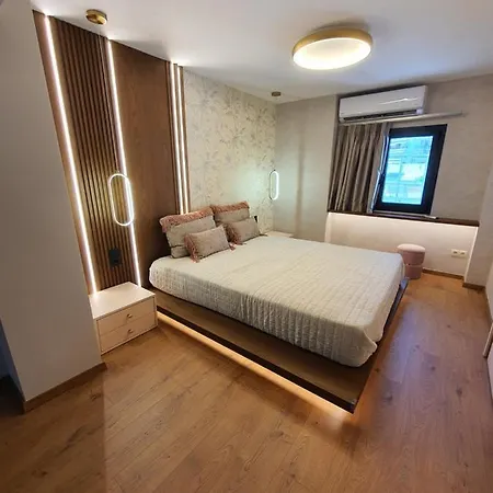 Adell Miramare Golden Loft Appartement *