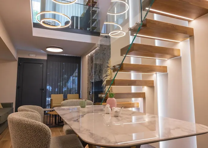 Adell Miramare Golden Loft *