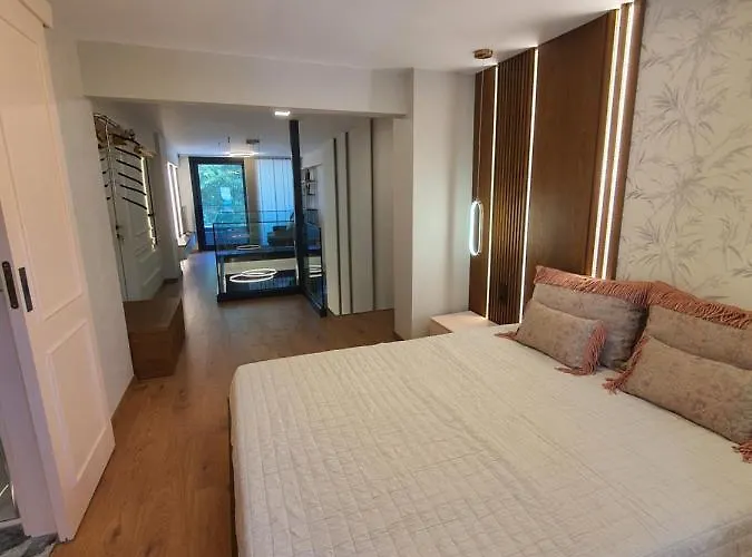 Lägenhet Adell Miramare Golden Loft