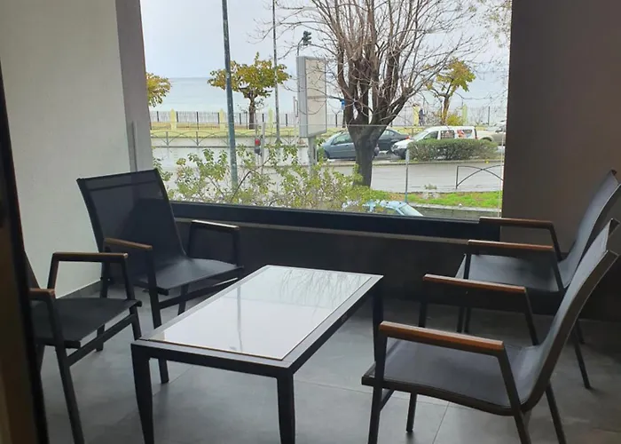 Adell Miramare Golden Loft شقة كافالا